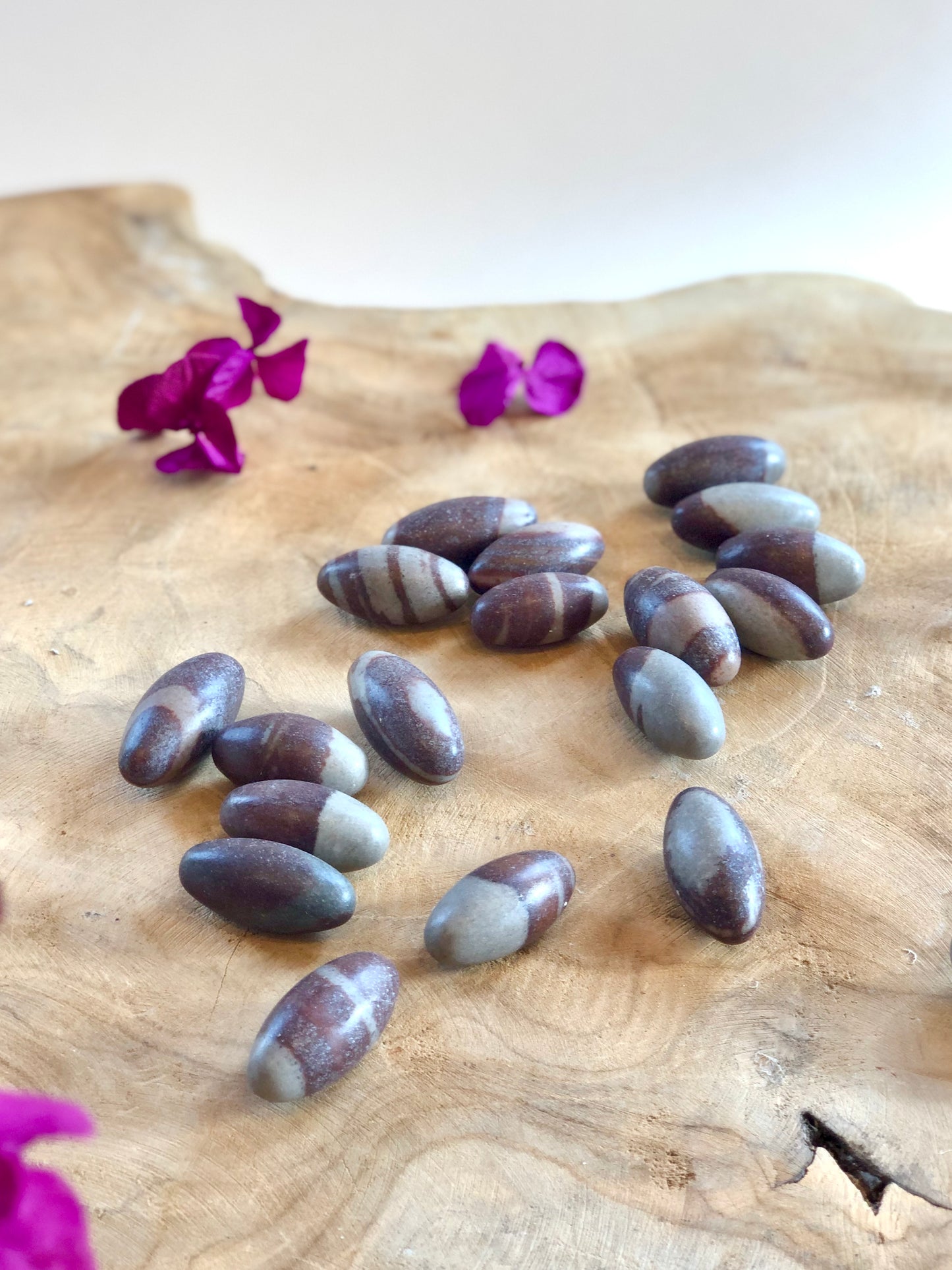 SHIVA LINGAM - Pierre roulée - Connexion spirituelle