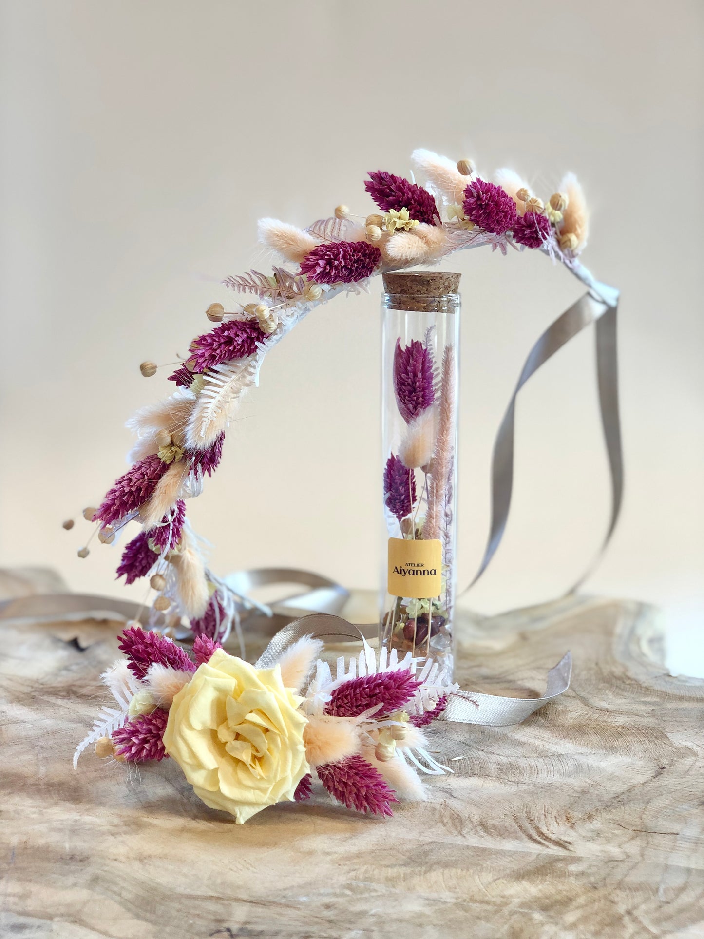 BRACELET SOLEIL- Bracelet en fleurs intemporelles